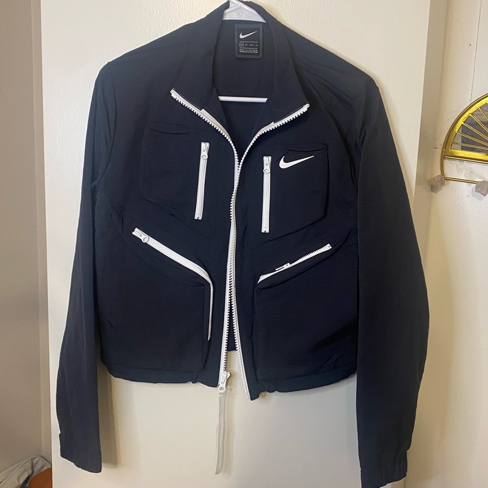 Nike cropped jacket